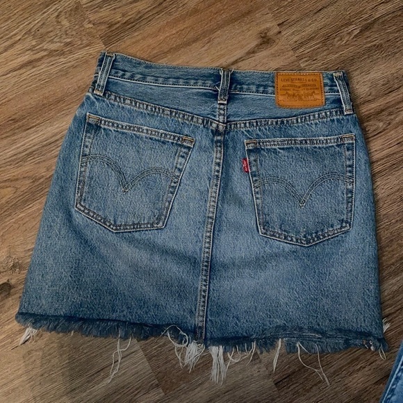 Levi’s premium denim miniskirt size 25 - Picture 5 of 5